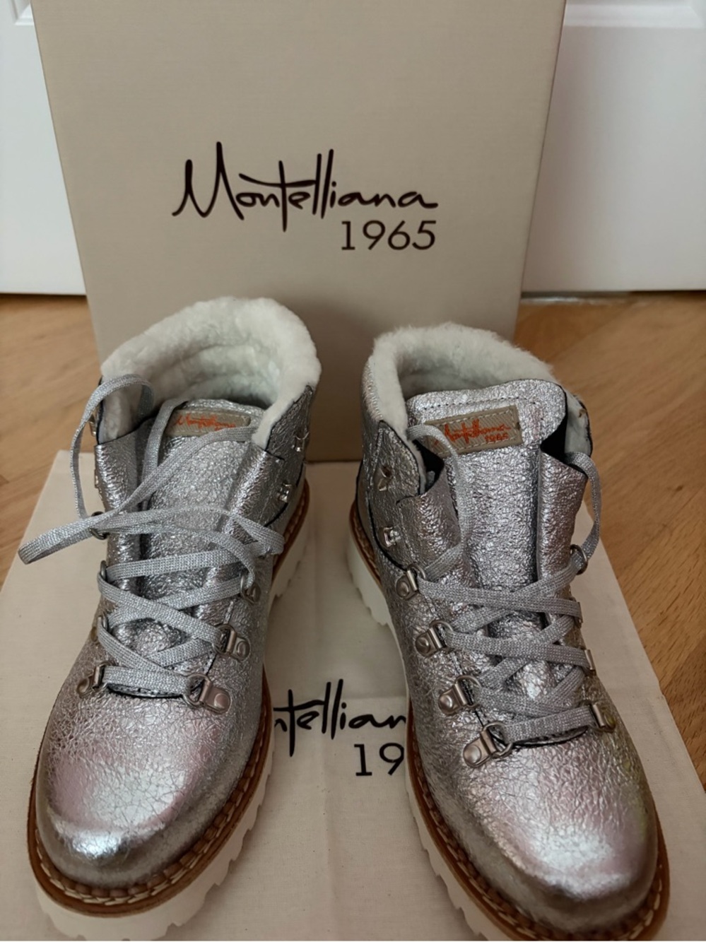 Marlena Hiker Silver boot sz 39
